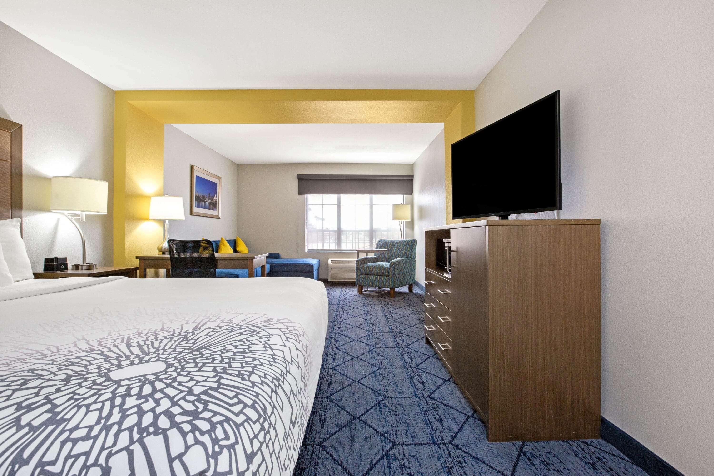 La Quinta By Wyndham Ne Long Beach/Cypress Hawaiian Gardens Exteriör bild