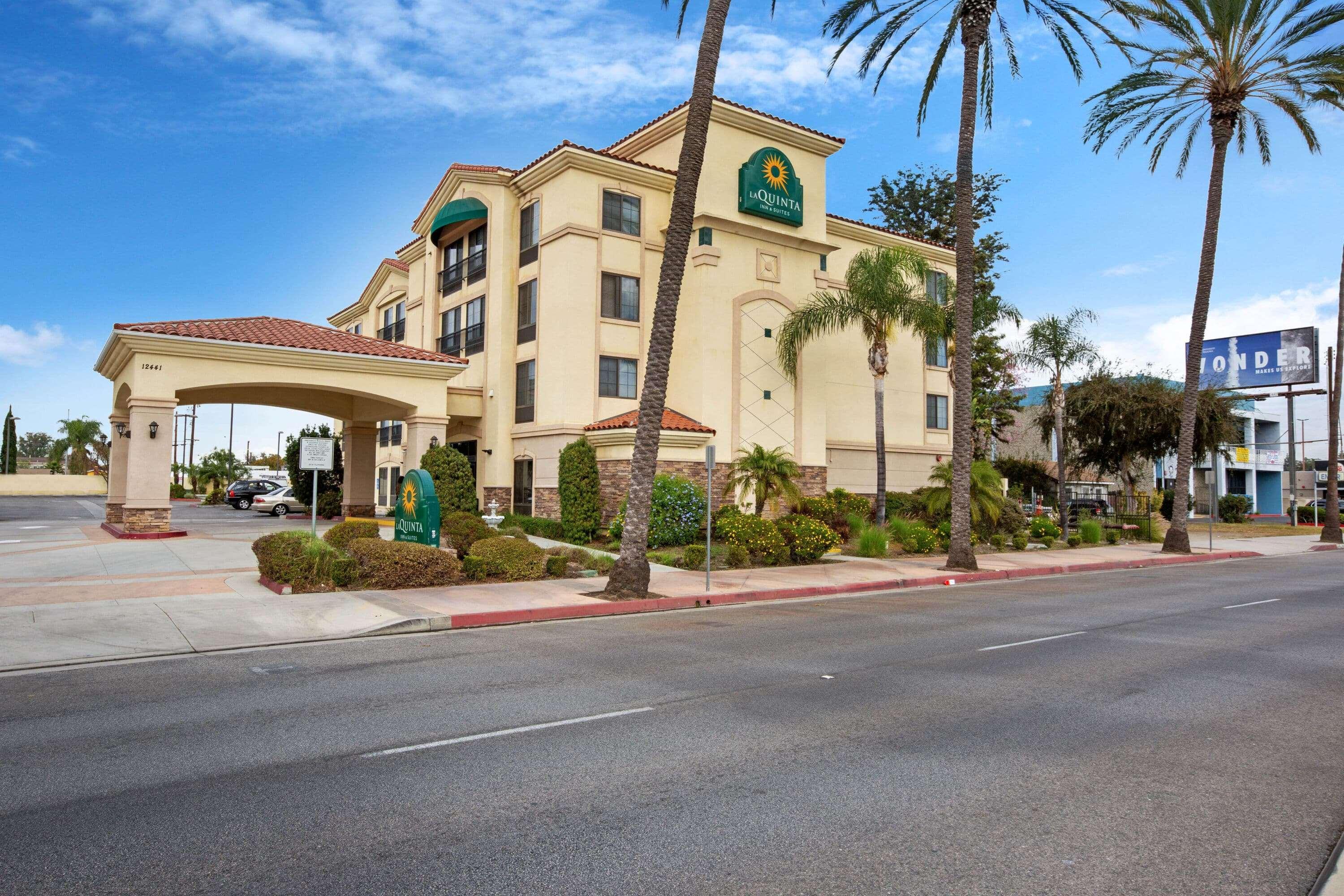 La Quinta By Wyndham Ne Long Beach/Cypress Hawaiian Gardens Exteriör bild