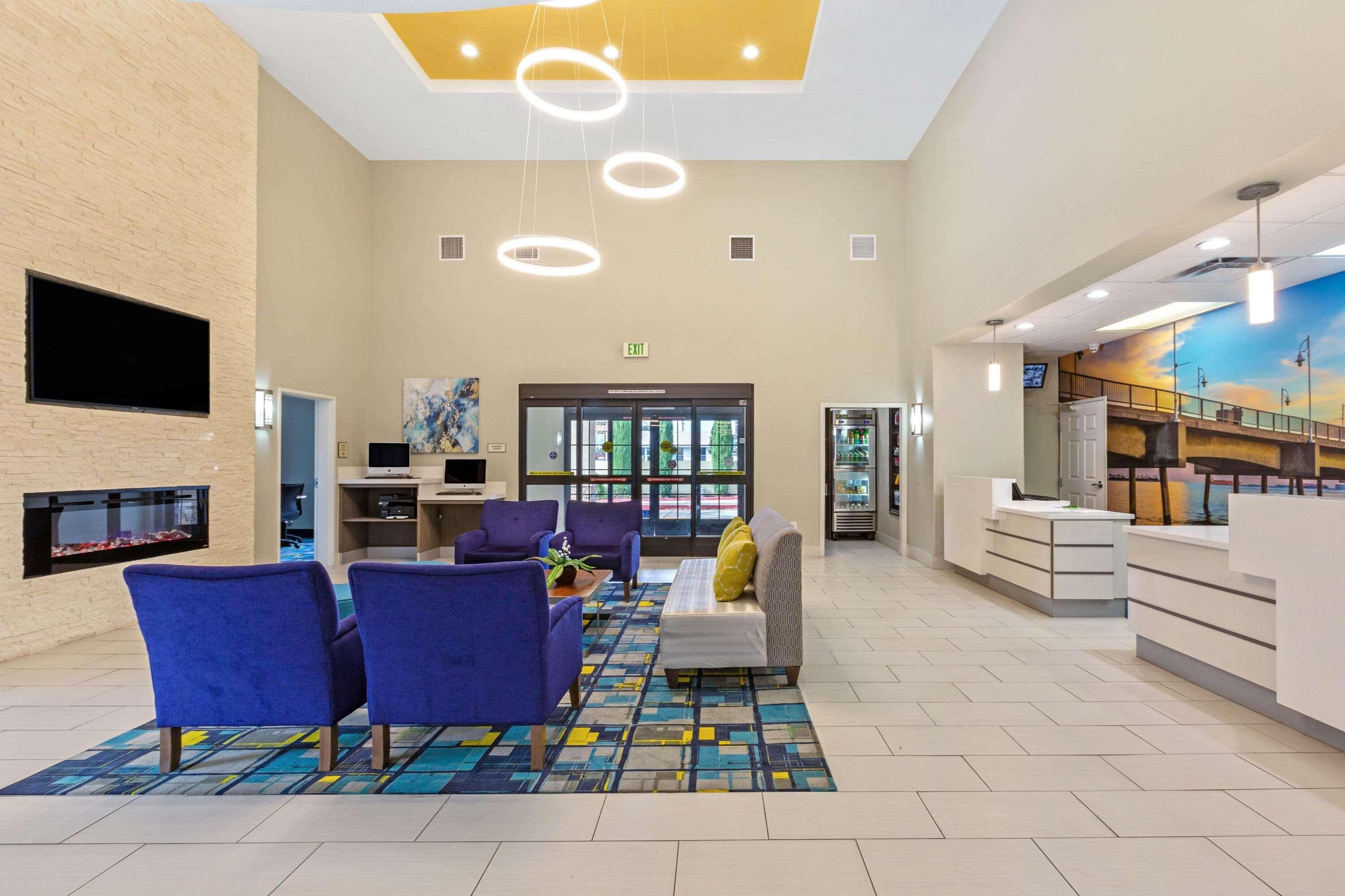 La Quinta By Wyndham Ne Long Beach/Cypress Hawaiian Gardens Exteriör bild