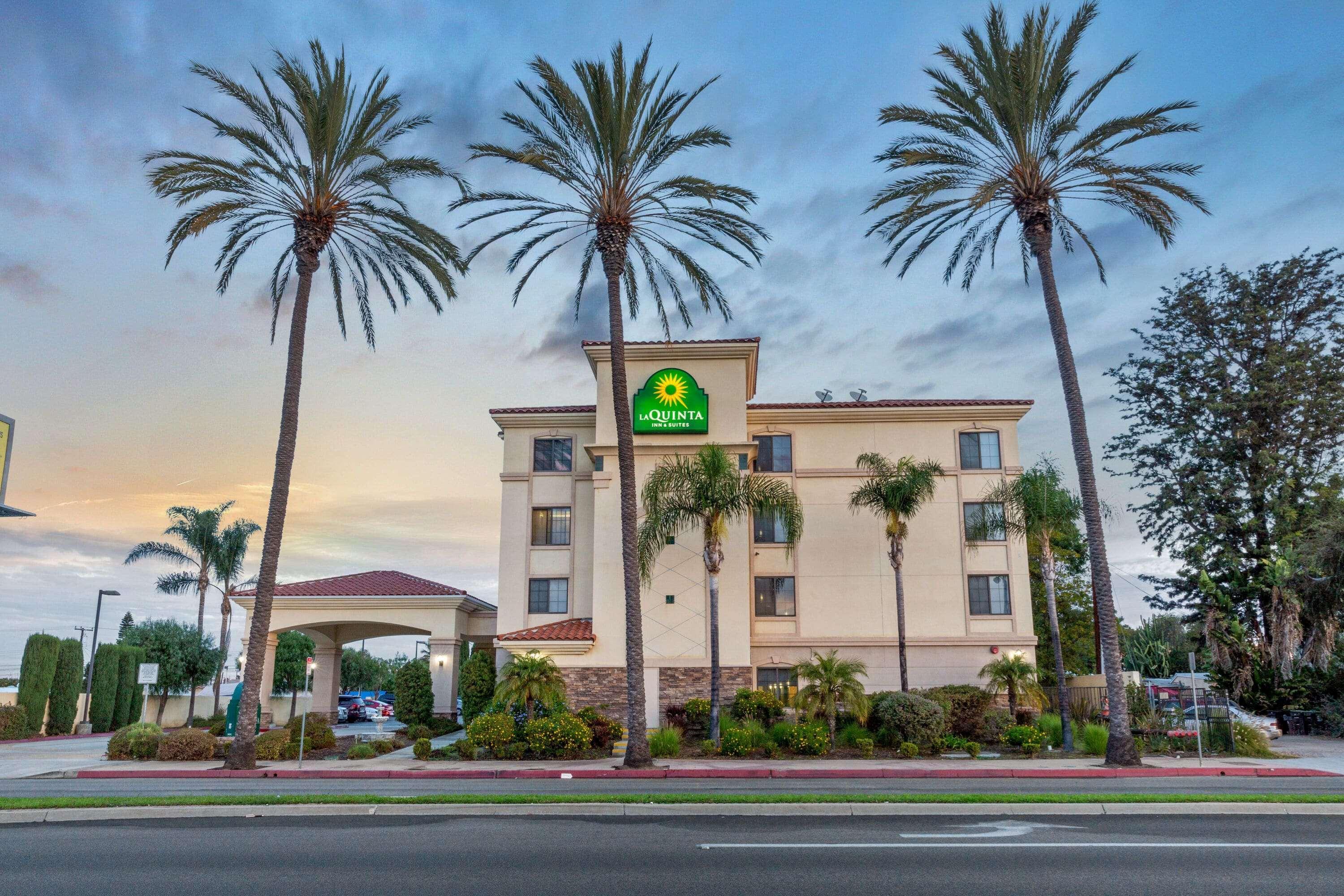 La Quinta By Wyndham Ne Long Beach/Cypress Hawaiian Gardens Exteriör bild