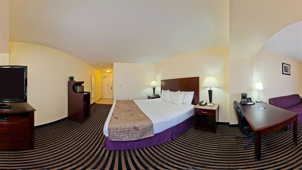 La Quinta By Wyndham Ne Long Beach/Cypress Hawaiian Gardens Exteriör bild