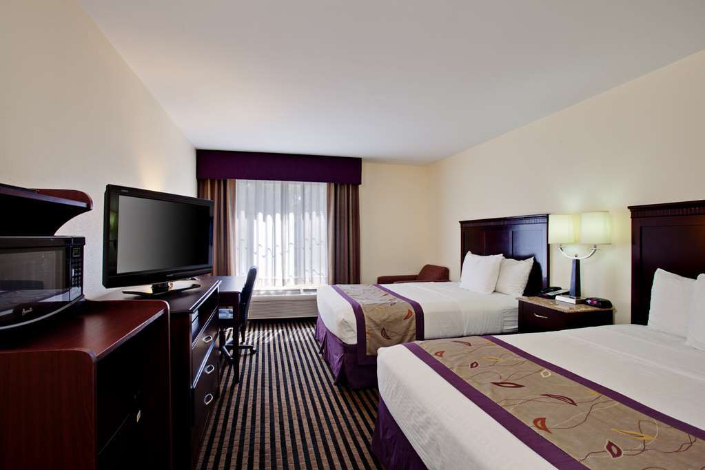 La Quinta By Wyndham Ne Long Beach/Cypress Hawaiian Gardens Rum bild